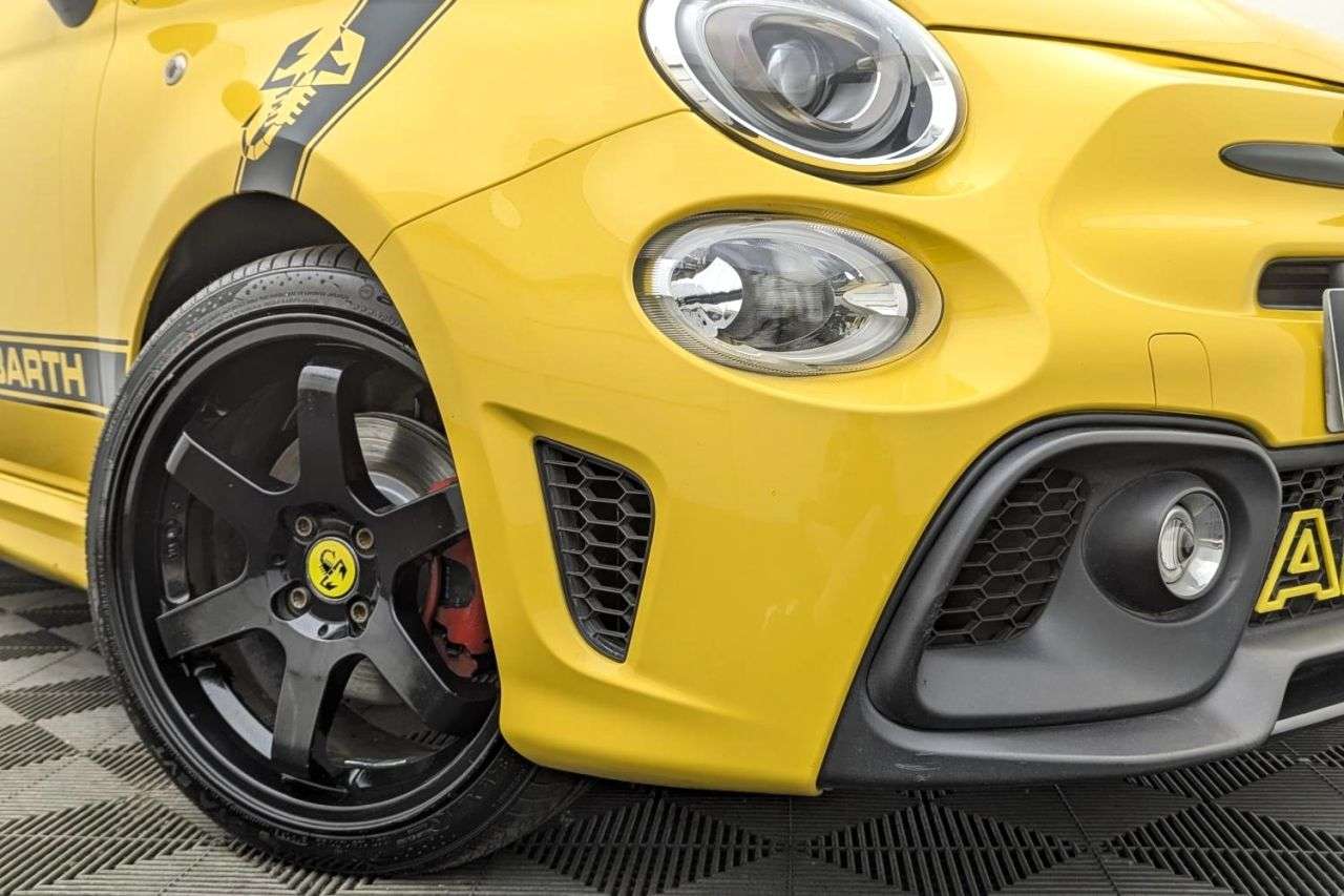 2016 ABARTH 595 2016 ABARTH 595