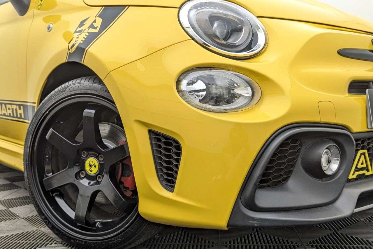 2016 ABARTH 595 2016 ABARTH 595