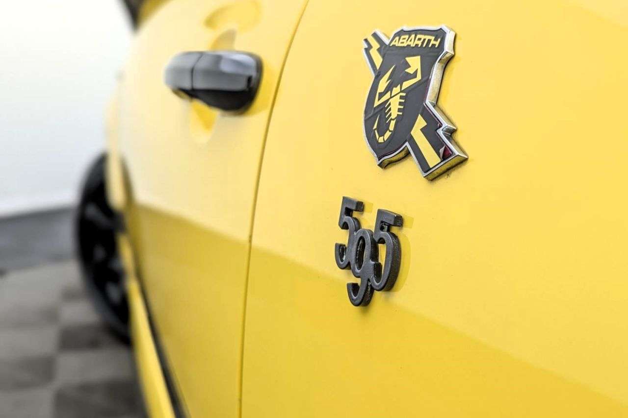 2016 ABARTH 595 2016 ABARTH 595