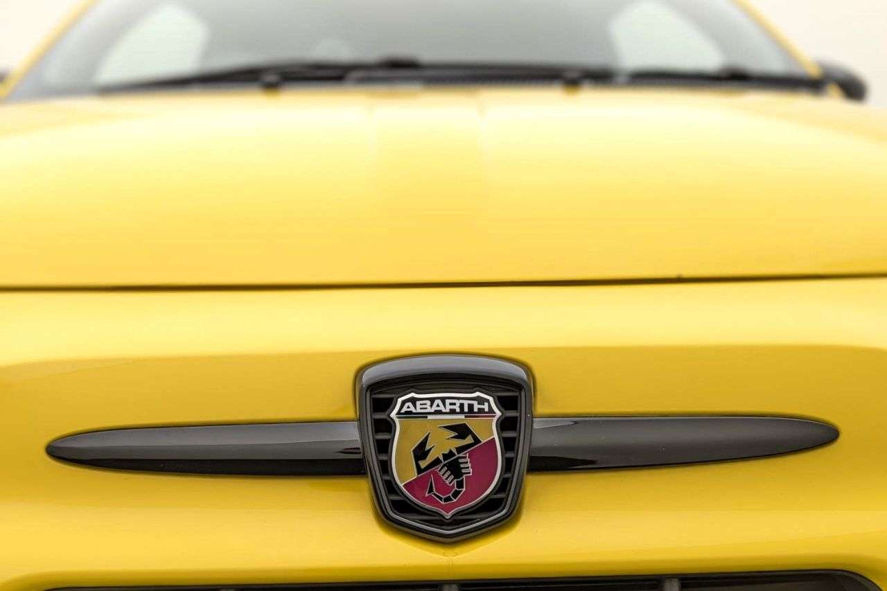 2016 ABARTH 595 2016 ABARTH 595