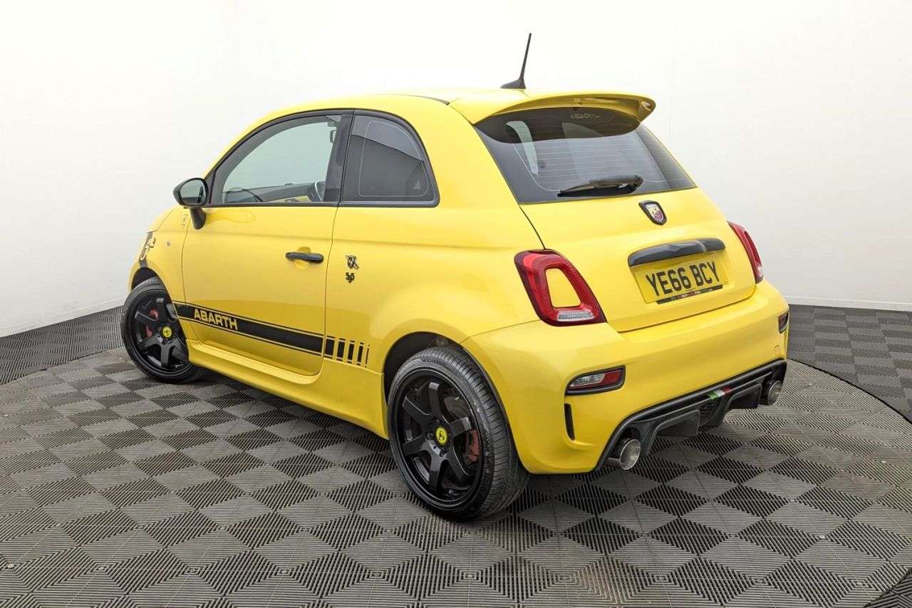 2016 ABARTH 595 2016 ABARTH 595