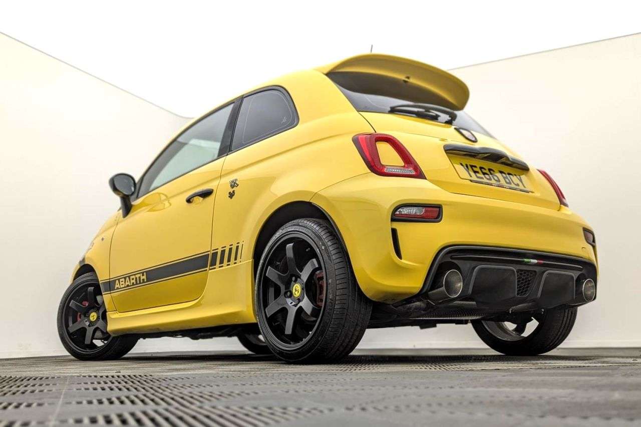 2016 ABARTH 595 2016 ABARTH 595