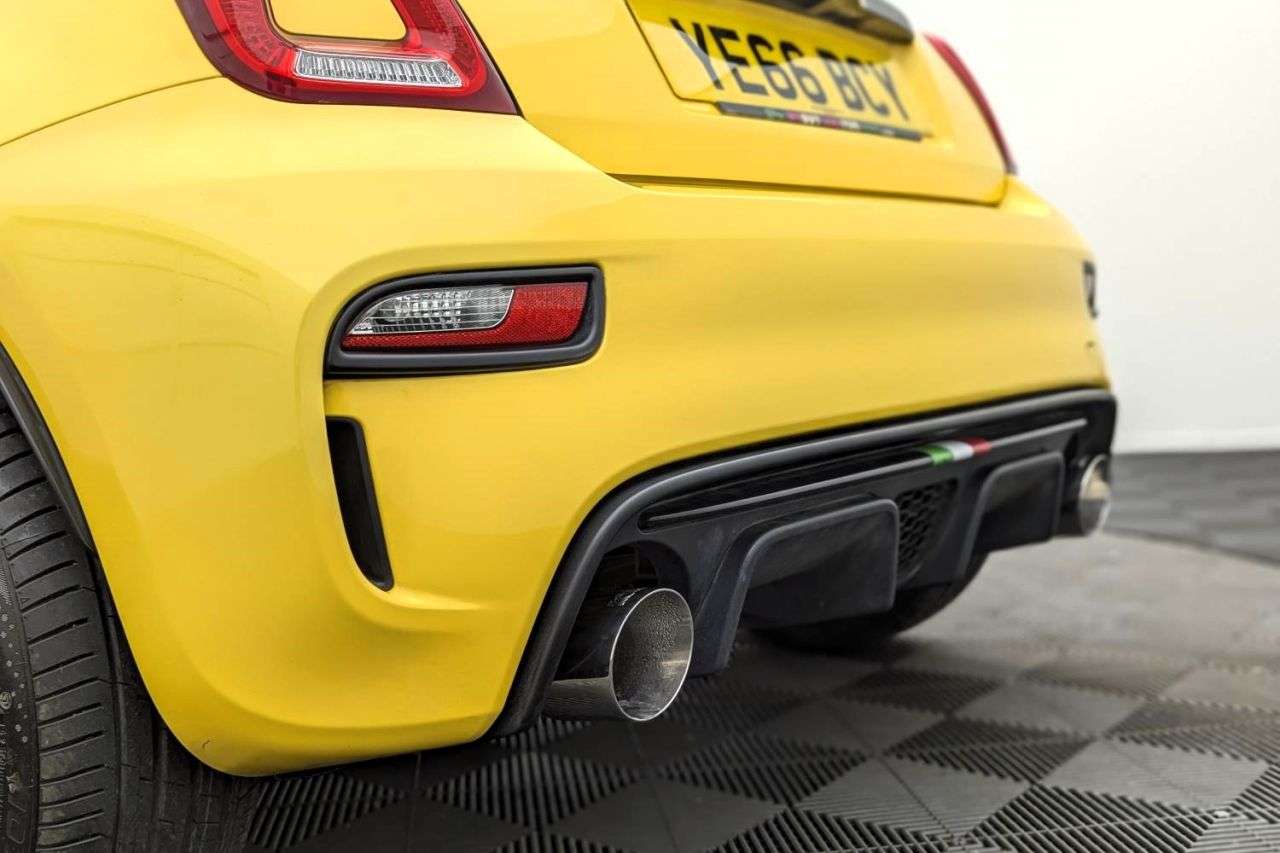 2016 ABARTH 595 2016 ABARTH 595