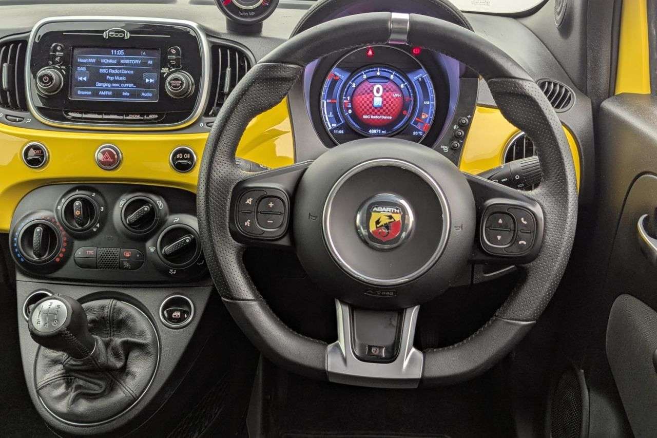 2016 ABARTH 595 2016 ABARTH 595