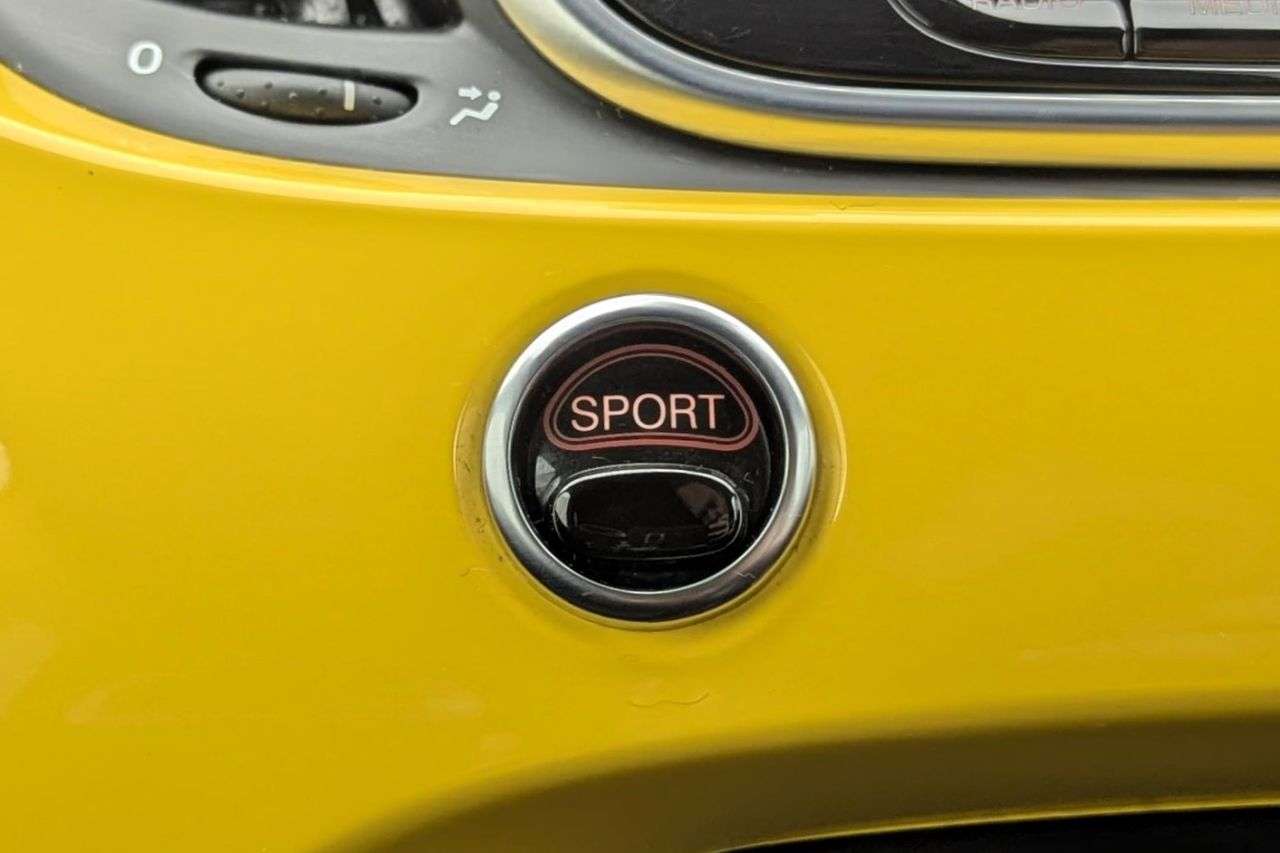 2016 ABARTH 595 2016 ABARTH 595