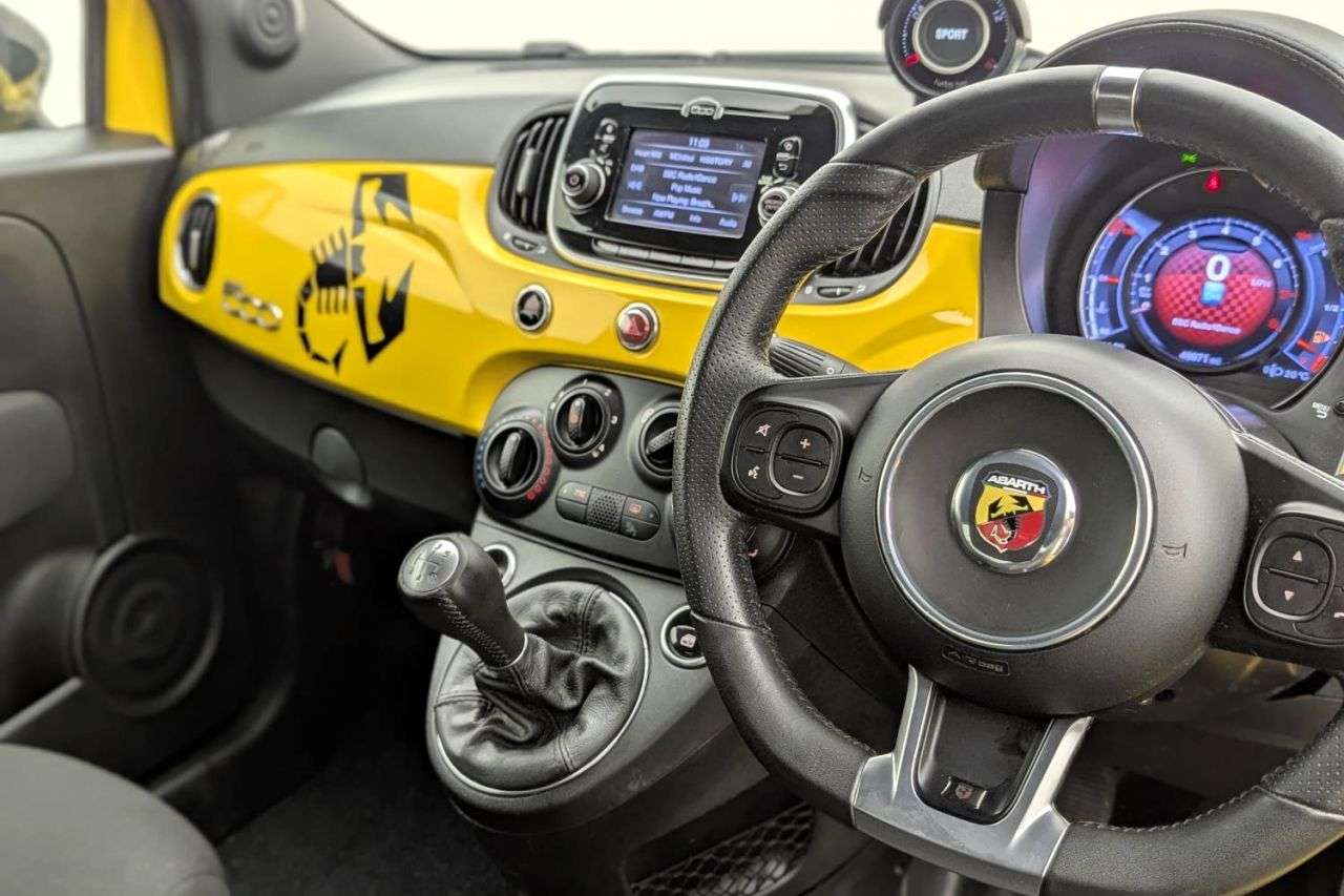2016 ABARTH 595 2016 ABARTH 595