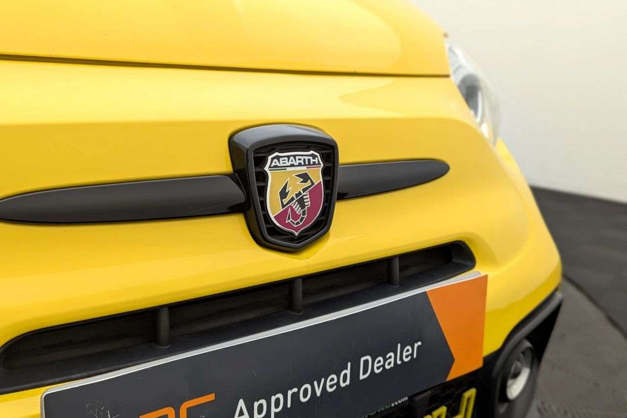 2016 ABARTH 595 2016 ABARTH 595