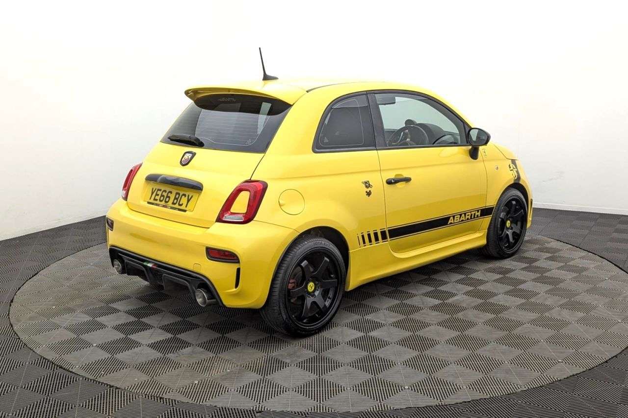 2016 ABARTH 595 2016 ABARTH 595