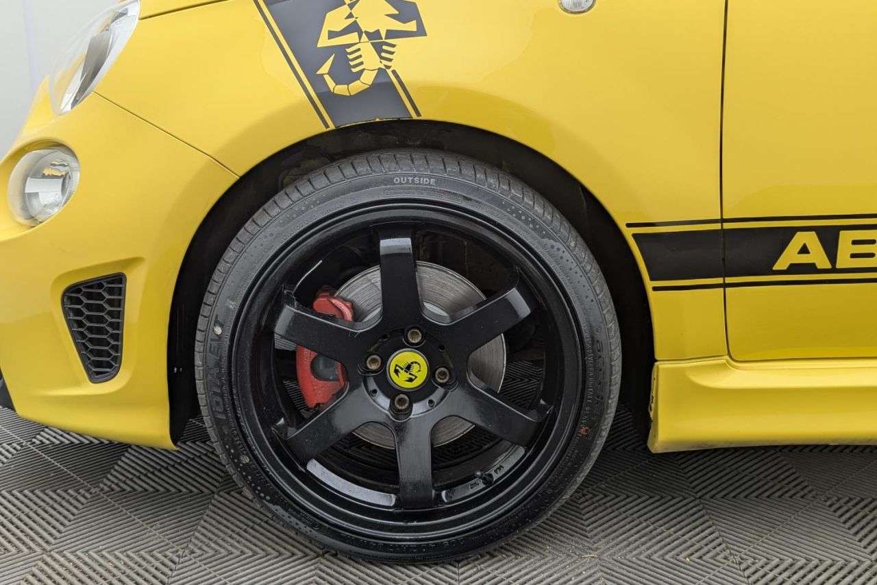 2016 ABARTH 595 2016 ABARTH 595