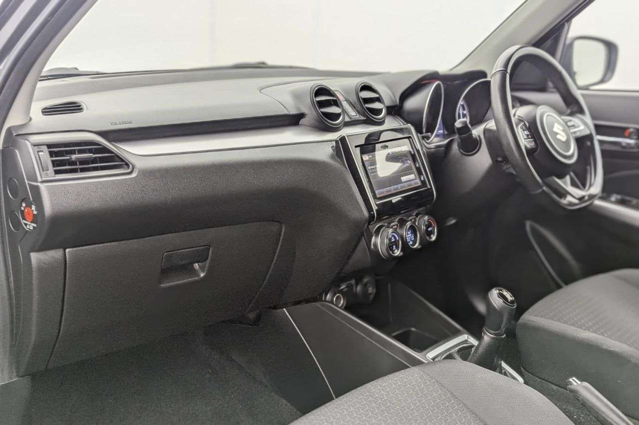 2022 SUZUKI SWIFT 2022 SUZUKI SWIFT