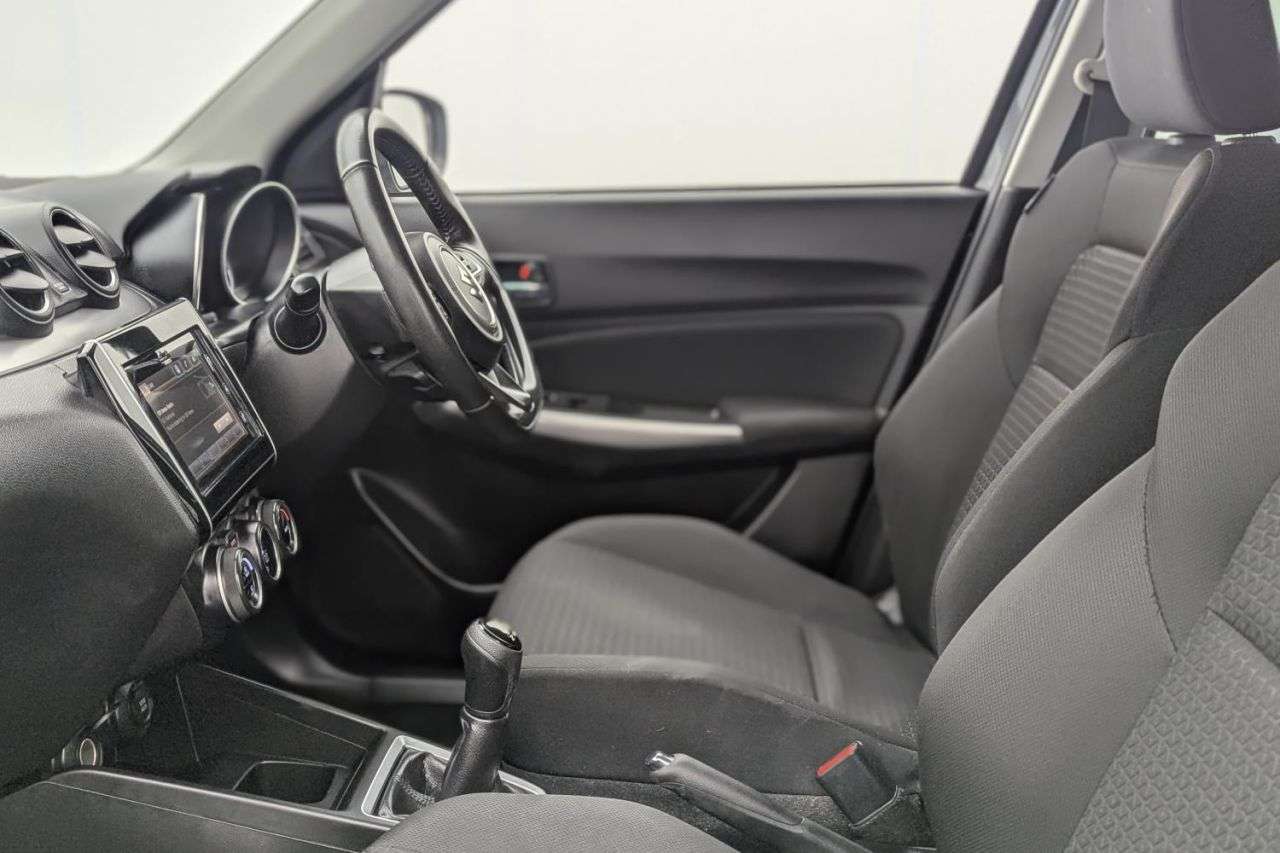 2022 SUZUKI SWIFT 2022 SUZUKI SWIFT