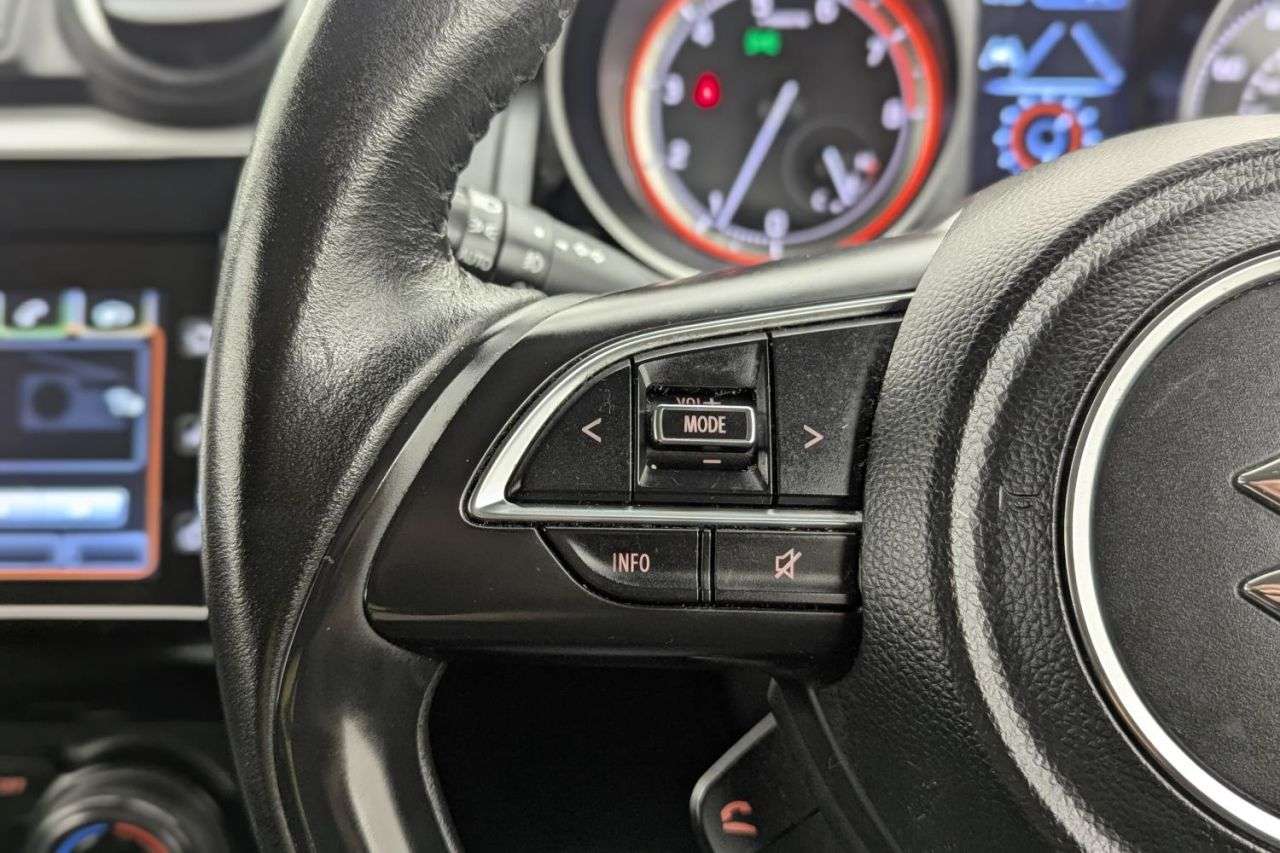 2022 SUZUKI SWIFT 2022 SUZUKI SWIFT