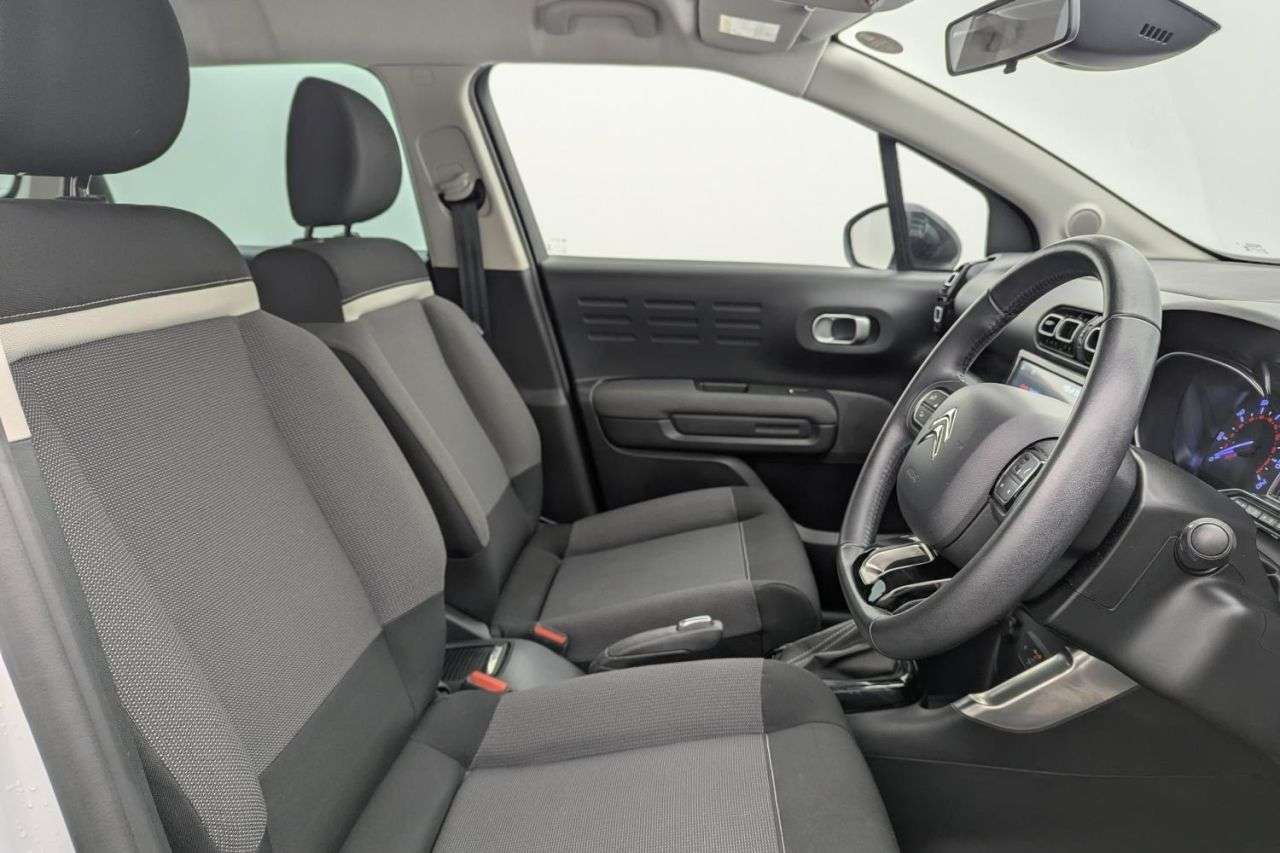 A 2022 CITROEN C3 AIRCROSS 1.2 PureTech Shine SUV 5dr Petrol EAT6 Euro 6 (s/s) (130 ps) Award Winning A 2022 CITROEN C3 AIRCROSS 1.2 PureTech Shine SUV 5dr Petrol EAT6 Euro 6 (s/s) (130 ps) Award Winning