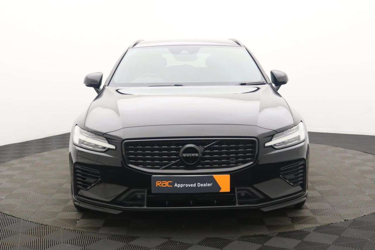 2021 VOLVO V60 2021 VOLVO V60