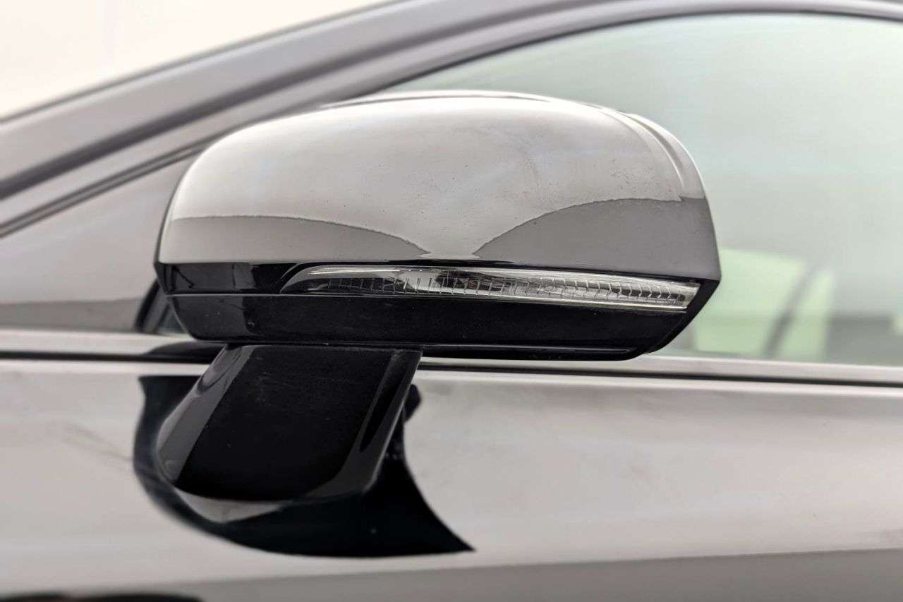 2021 VOLVO V60 2021 VOLVO V60