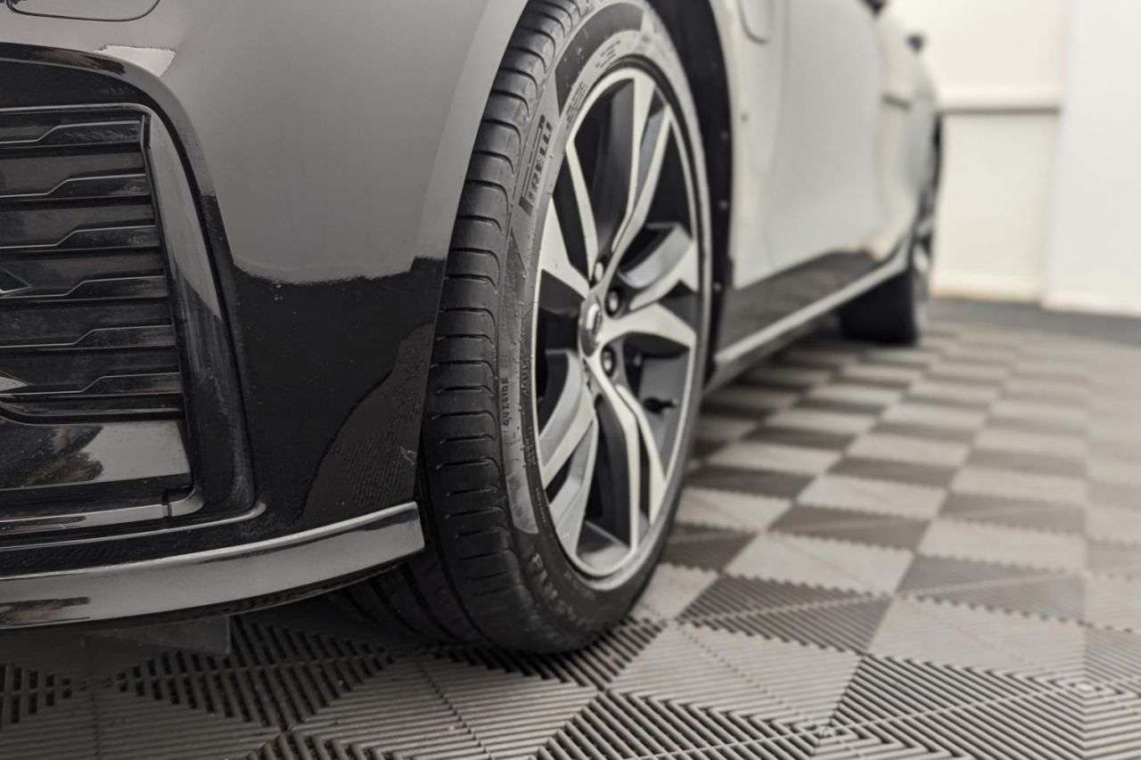 2021 VOLVO V60 2021 VOLVO V60