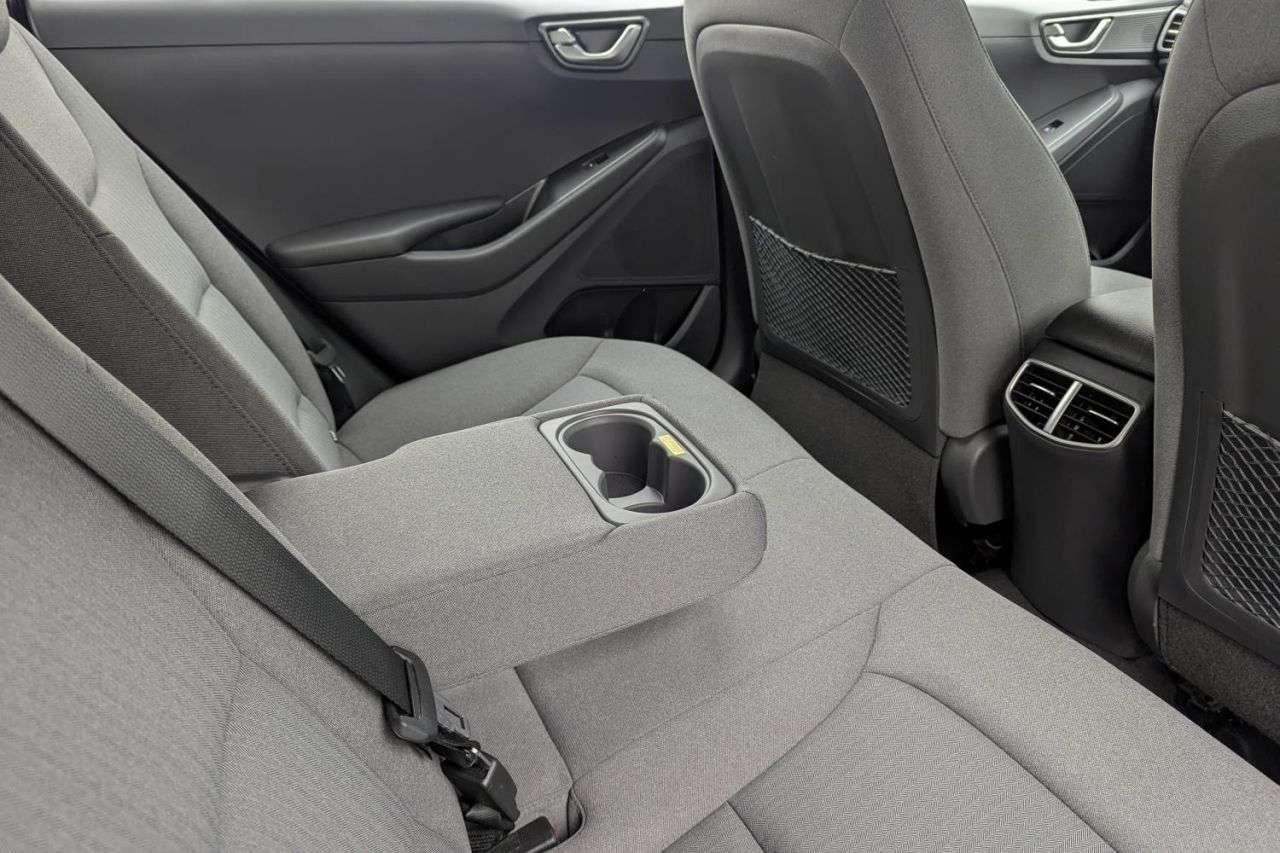 2022 HYUNDAI IONIQ 2022 HYUNDAI IONIQ