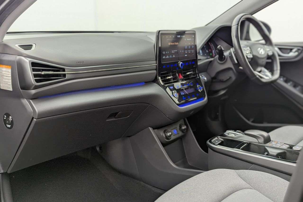 2022 HYUNDAI IONIQ 2022 HYUNDAI IONIQ