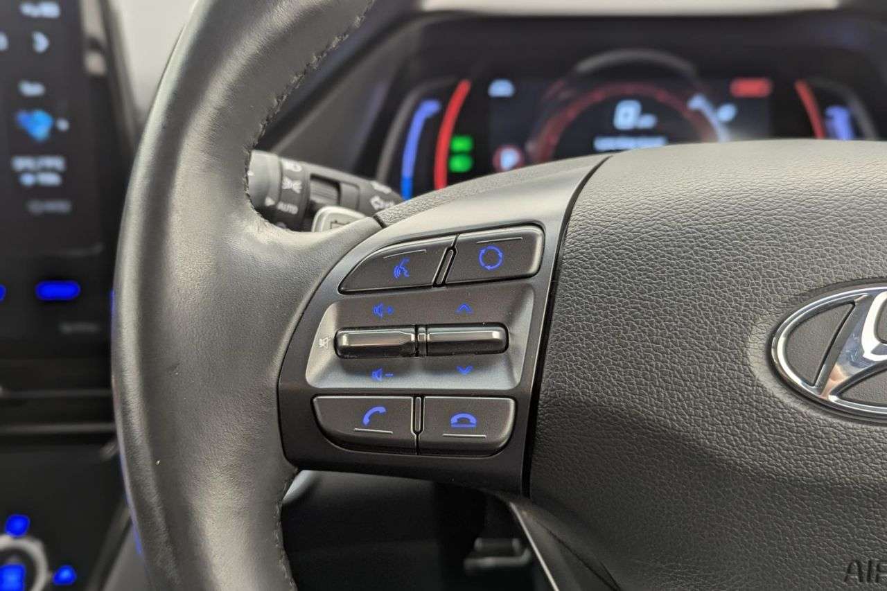 2022 HYUNDAI IONIQ 2022 HYUNDAI IONIQ