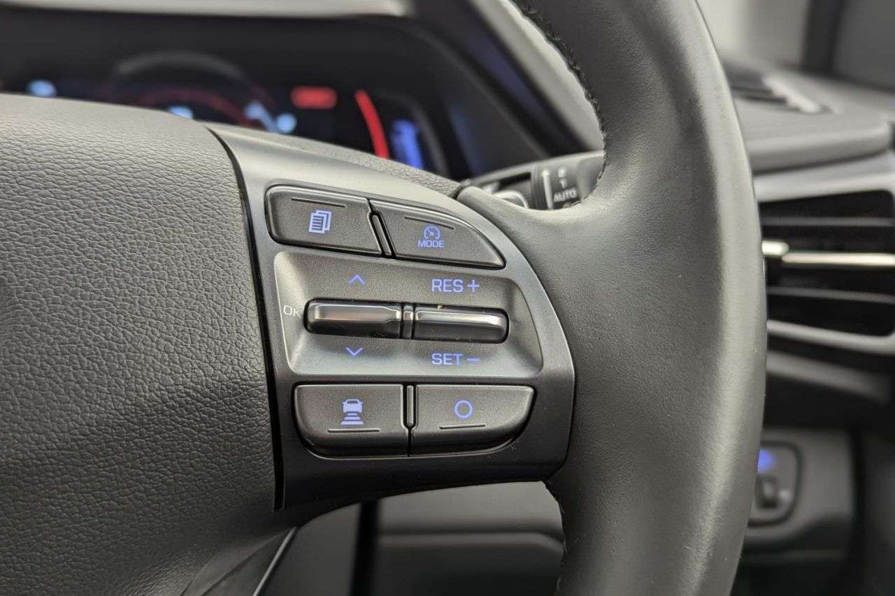 2022 HYUNDAI IONIQ 2022 HYUNDAI IONIQ