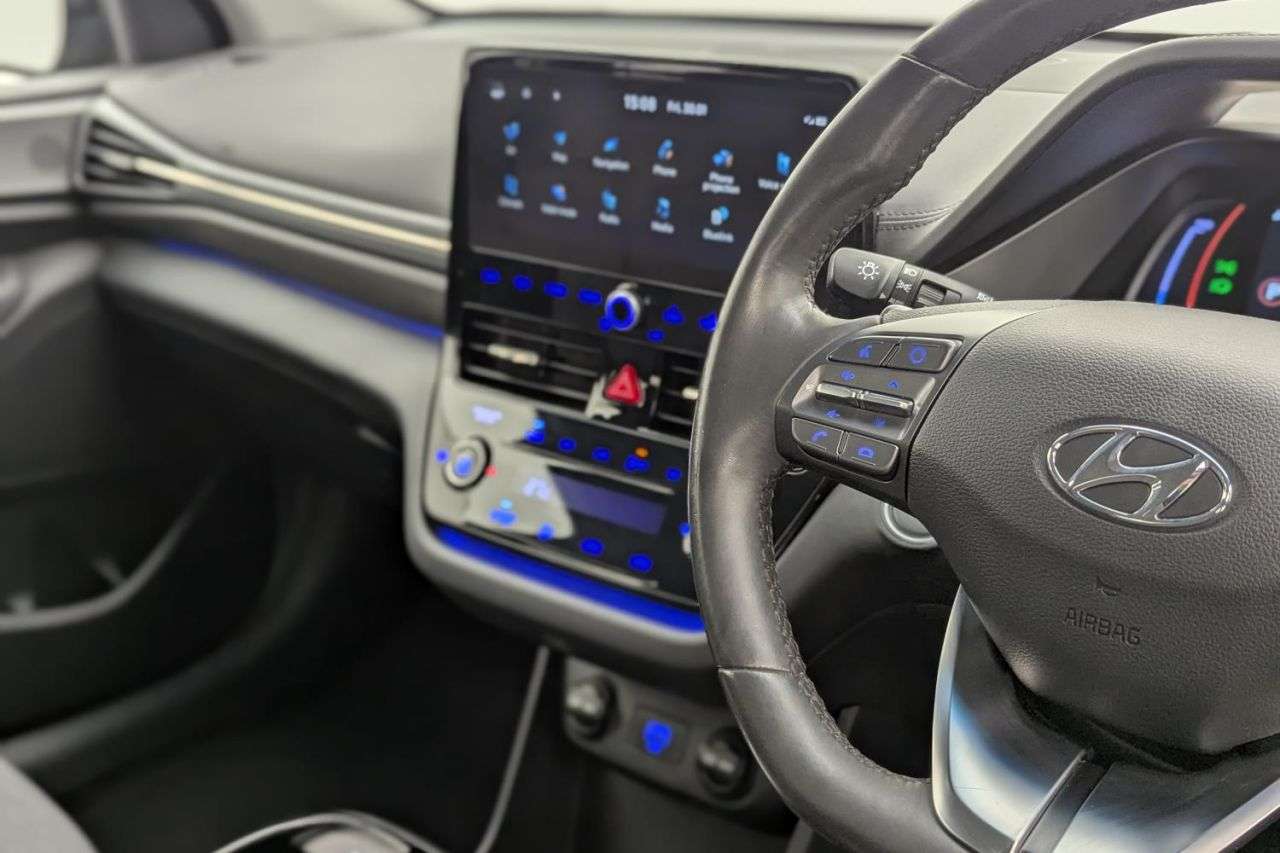 2022 HYUNDAI IONIQ 2022 HYUNDAI IONIQ