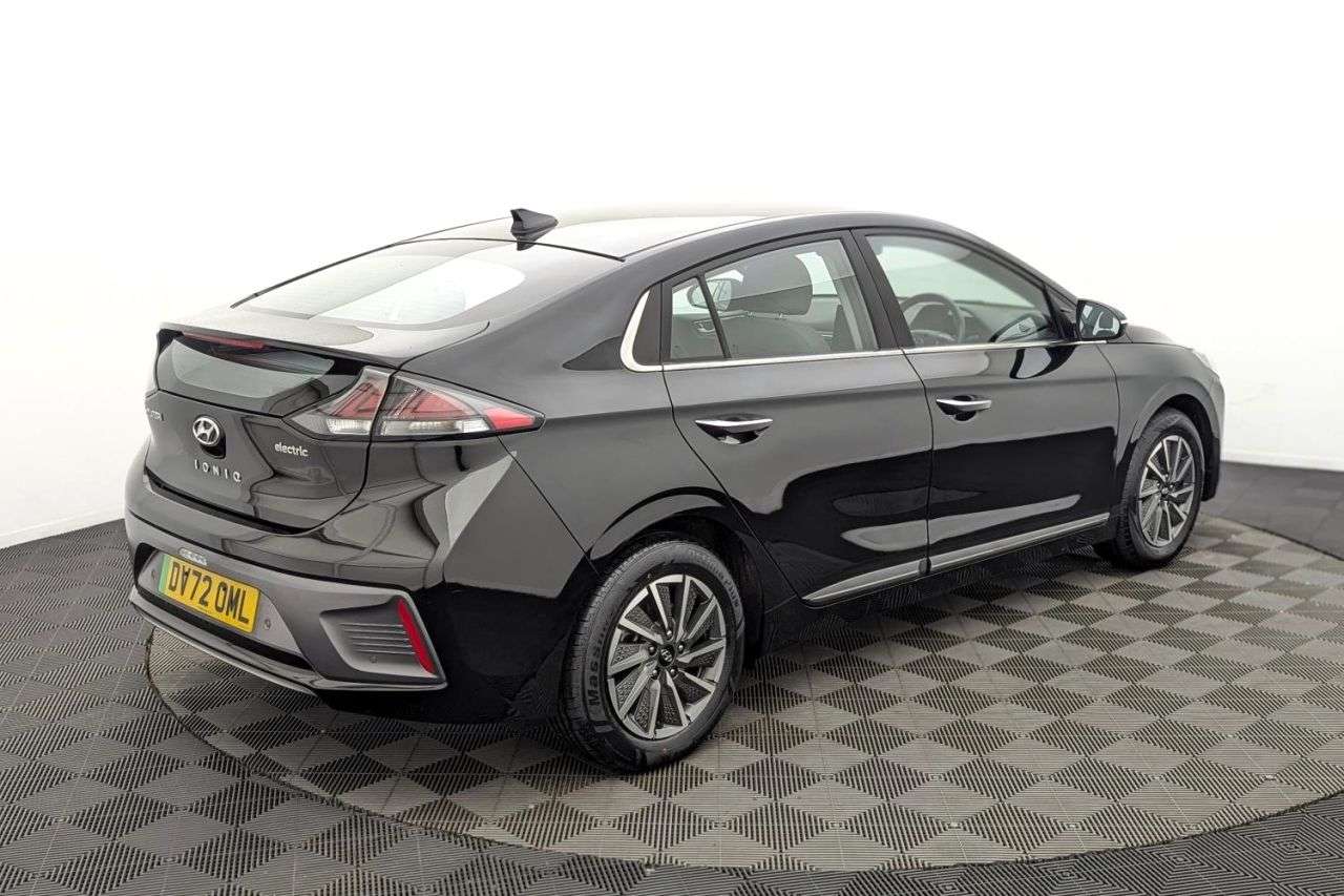 2022 HYUNDAI IONIQ 2022 HYUNDAI IONIQ