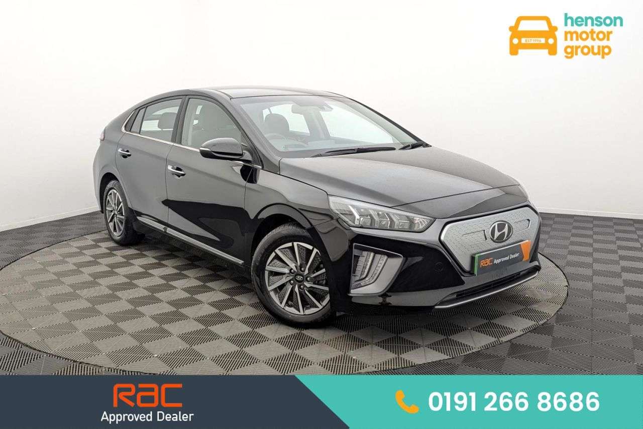 A 2022 HYUNDAI IONIQ 38.3kWh Premium Hatchback 5dr Electric Auto (136 ps) Award Winning 5 Star D A 2022 HYUNDAI IONIQ 38.3kWh Premium Hatchback 5dr Electric Auto (136 ps) Award Winning 5 Star D