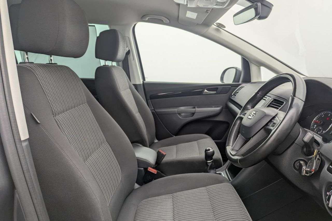 A 2018 SEAT ALHAMBRA 2.0 TDI Ecomotive SE MPV 5dr Diesel Manual Euro 6 (s/s) (150 ps) Award Winn A 2018 SEAT ALHAMBRA 2.0 TDI Ecomotive SE MPV 5dr Diesel Manual Euro 6 (s/s) (150 ps) Award Winn