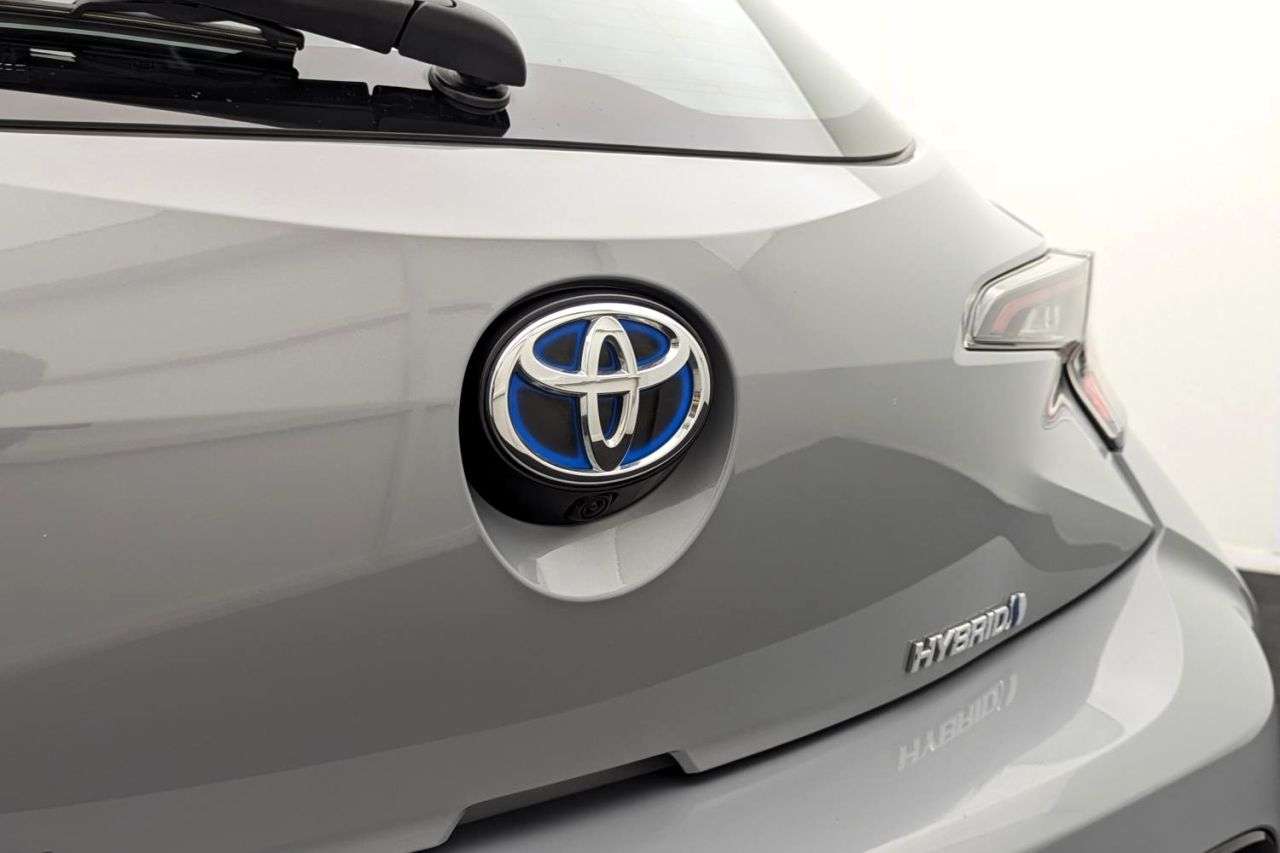 2021 TOYOTA COROLLA 2021 TOYOTA COROLLA