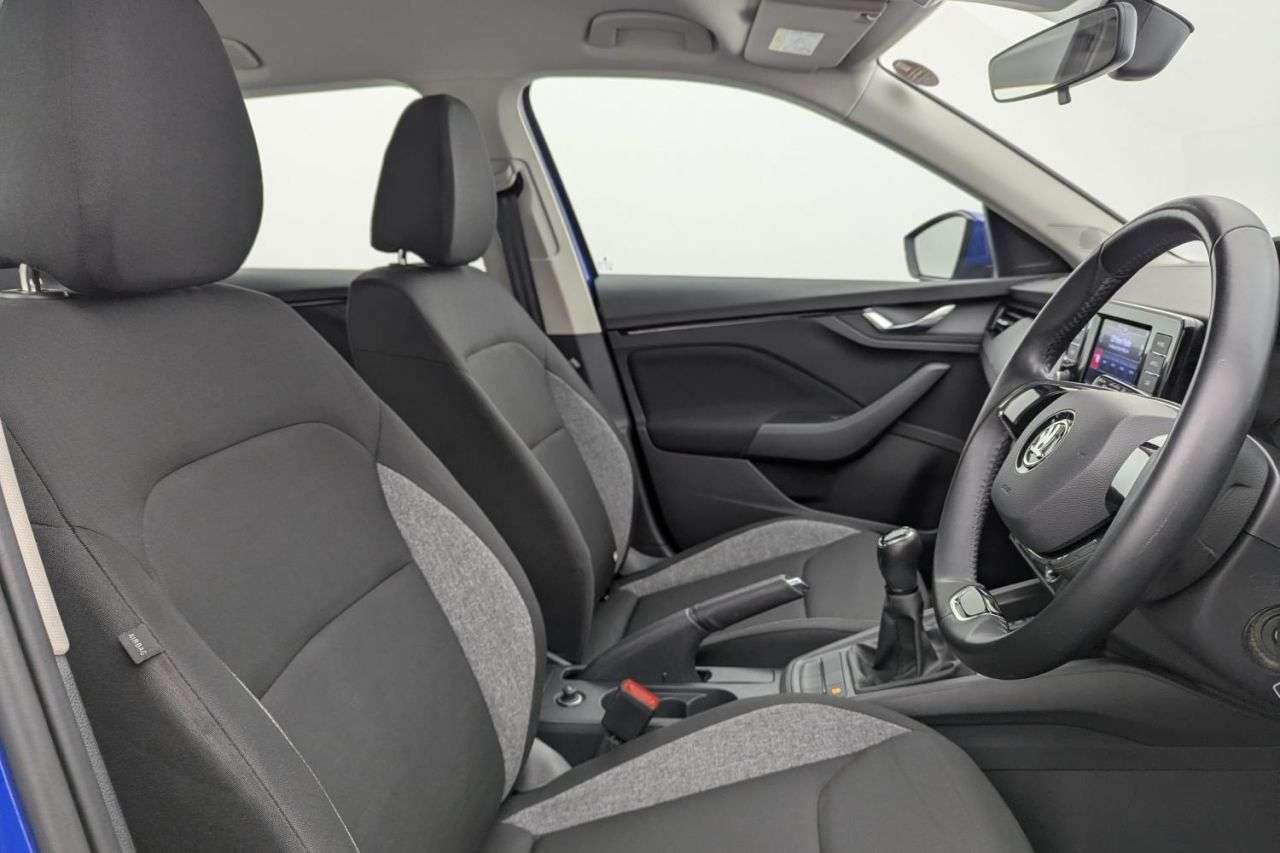 A 2022 SKODA KAMIQ 1.0 TSI S SUV 5dr Petrol Manual Euro 6 (s/s) (95 ps) Award Winning 5 Star D A 2022 SKODA KAMIQ 1.0 TSI S SUV 5dr Petrol Manual Euro 6 (s/s) (95 ps) Award Winning 5 Star D