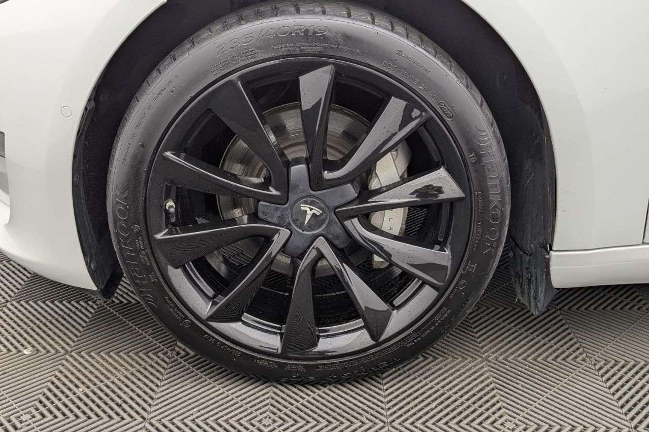 2020 TESLA MODEL 3 2020 TESLA MODEL 3