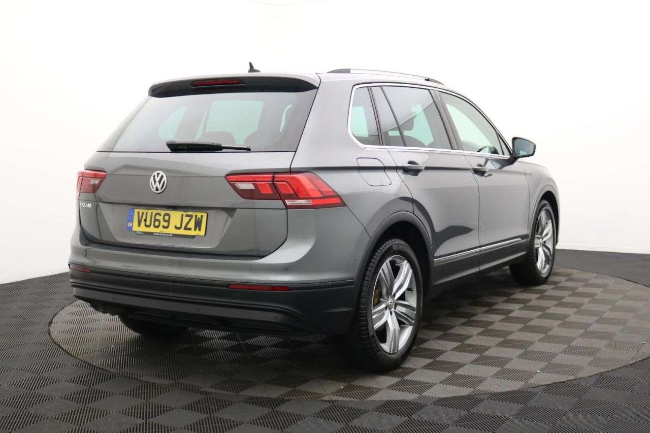 A 2019 VOLKSWAGEN TIGUAN 2.0 TDI Match SUV 5dr Diesel Manual Euro 6 (s/s) (150 ps) Award Winning 5 S A 2019 VOLKSWAGEN TIGUAN 2.0 TDI Match SUV 5dr Diesel Manual Euro 6 (s/s) (150 ps) Award Winning 5 S