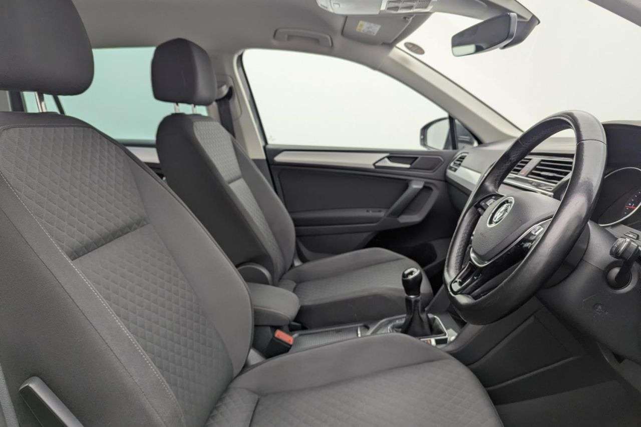 2019 VOLKSWAGEN TIGUAN 2019 VOLKSWAGEN TIGUAN