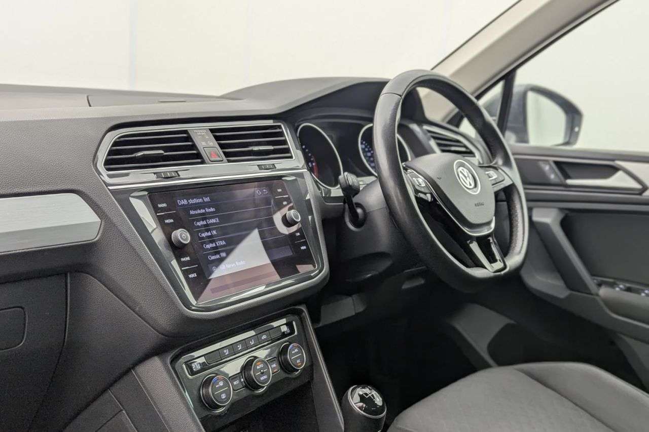 2019 VOLKSWAGEN TIGUAN 2019 VOLKSWAGEN TIGUAN