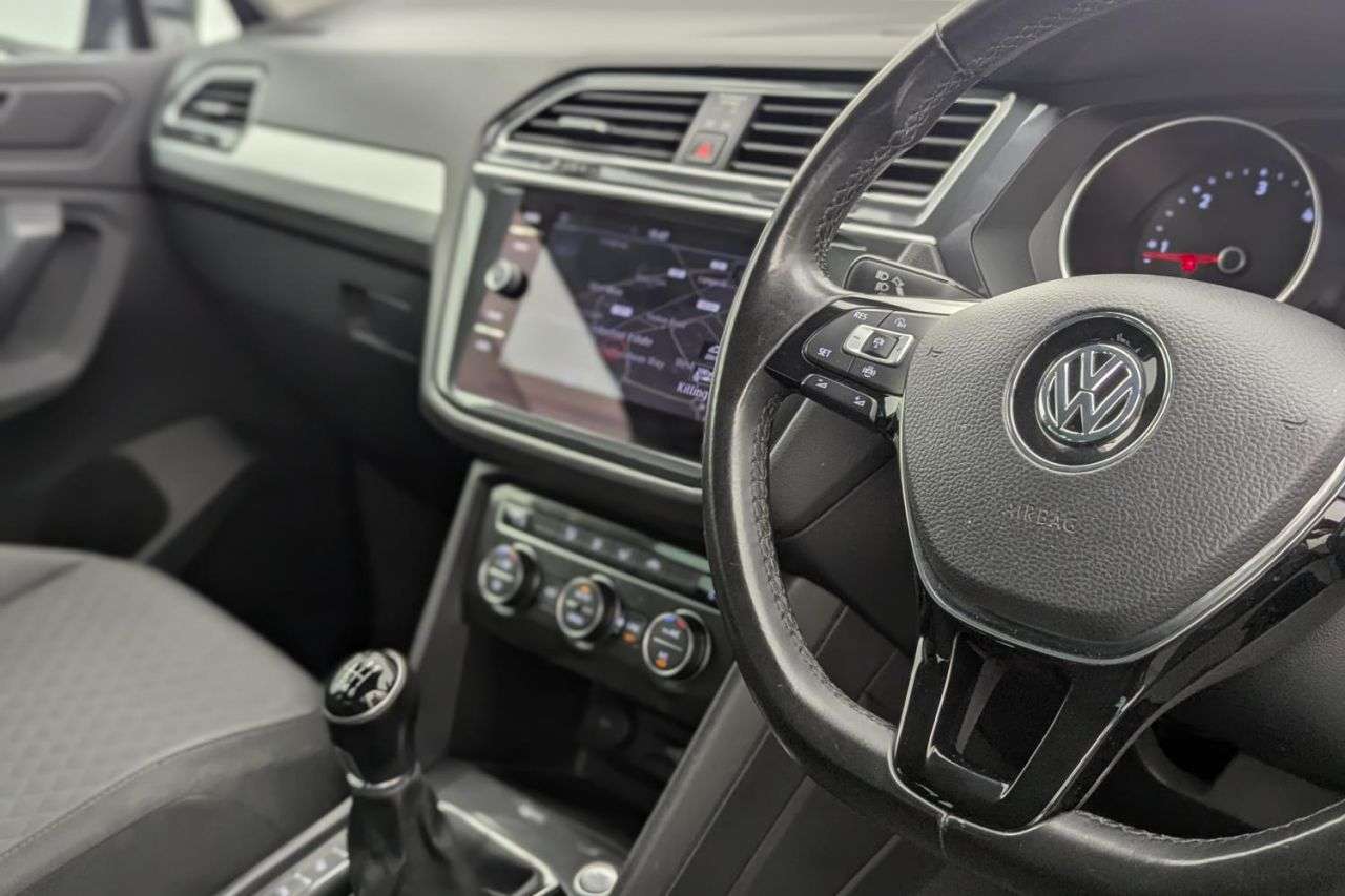 2019 VOLKSWAGEN TIGUAN 2019 VOLKSWAGEN TIGUAN