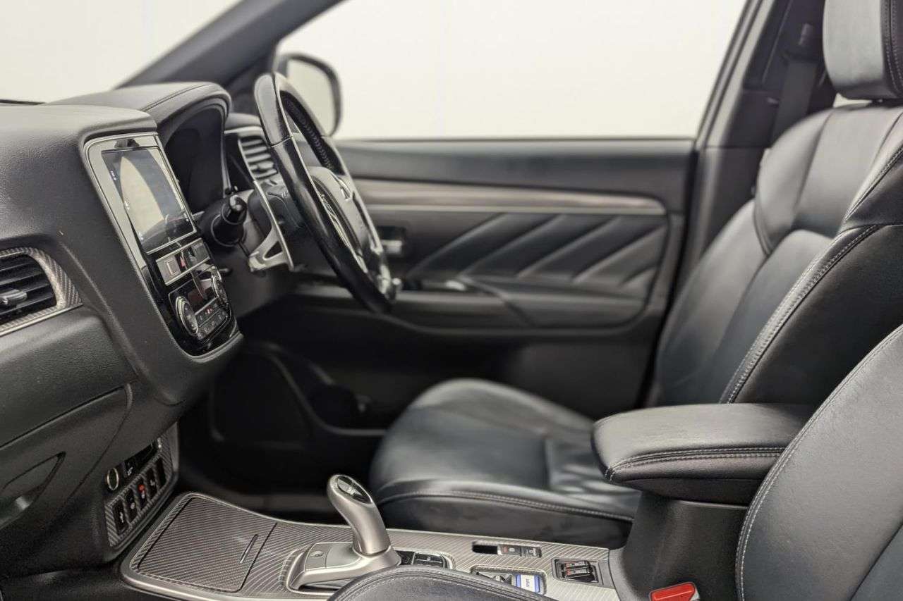 2018 MITSUBISHI OUTLANDER 2018 MITSUBISHI OUTLANDER