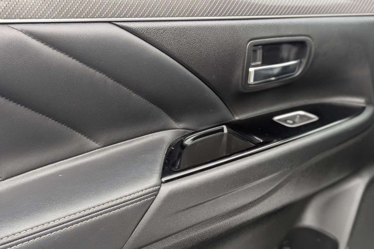 2018 MITSUBISHI OUTLANDER 2018 MITSUBISHI OUTLANDER