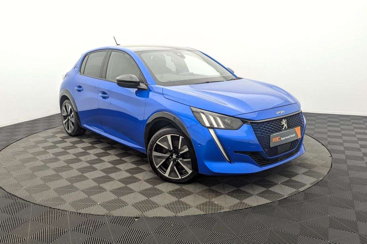 A 2021 PEUGEOT E-208 50kWh GT Hatchback 5dr Electric Auto (136 ps) Award Winning 5 Star Dealersh A 2021 PEUGEOT E-208 50kWh GT Hatchback 5dr Electric Auto (136 ps) Award Winning 5 Star Dealersh