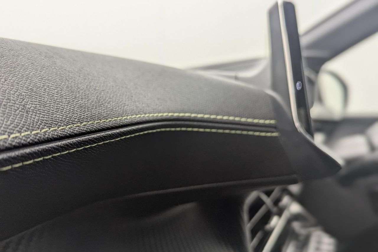 2021 PEUGEOT E-208 2021 PEUGEOT E-208