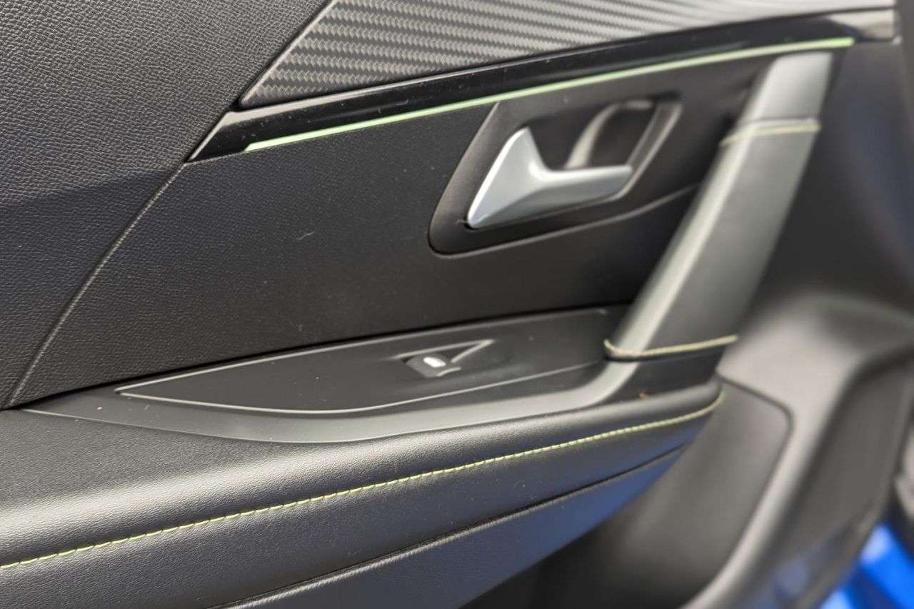 2021 PEUGEOT E-208 2021 PEUGEOT E-208