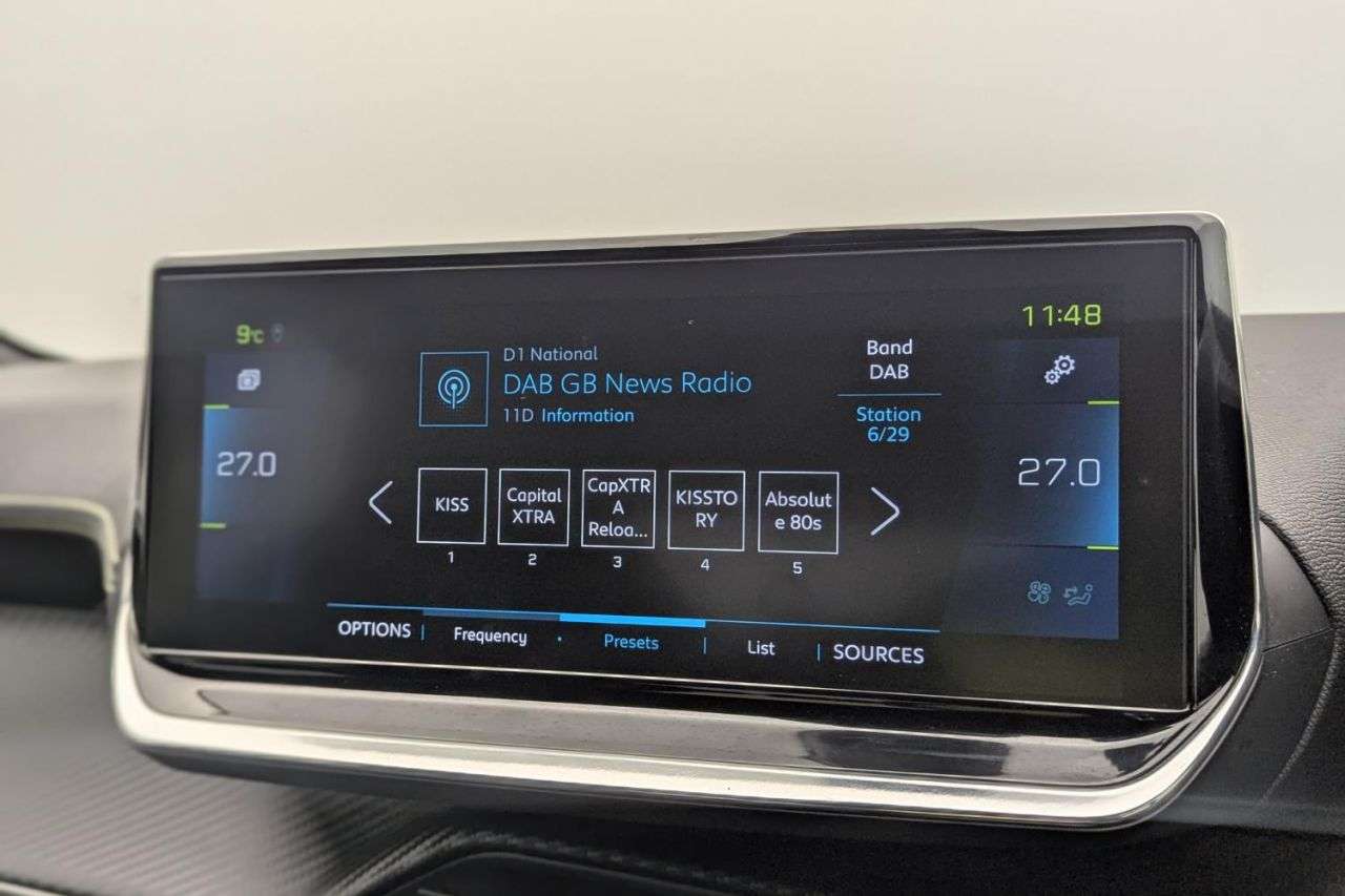 2021 PEUGEOT E-208 2021 PEUGEOT E-208