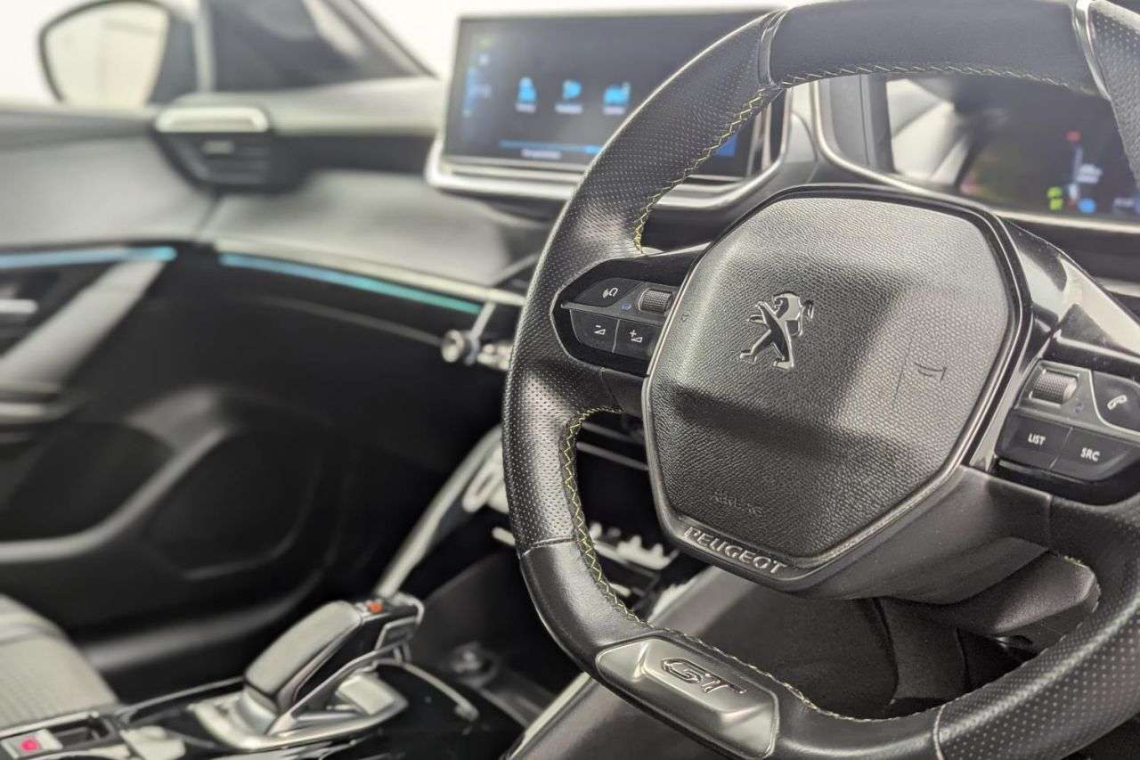 2021 PEUGEOT E-208 2021 PEUGEOT E-208