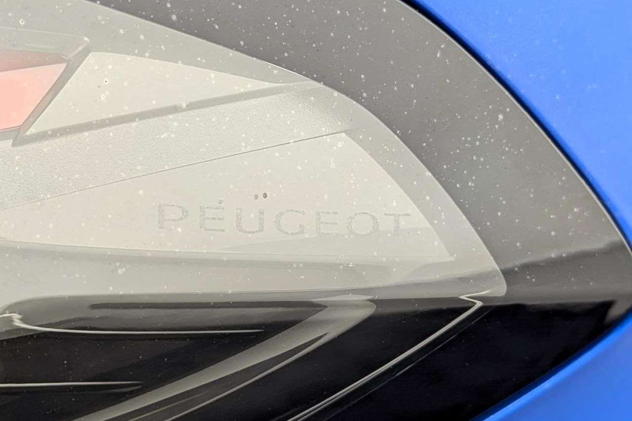 2021 PEUGEOT E-208 2021 PEUGEOT E-208