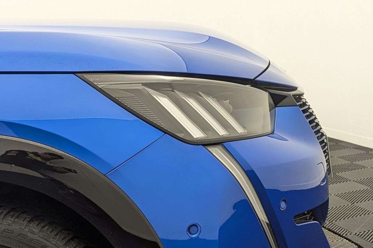 2021 PEUGEOT E-208 2021 PEUGEOT E-208