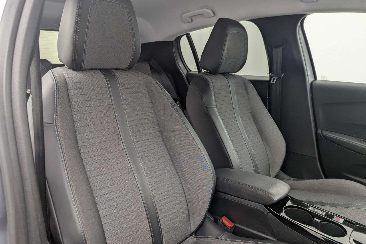 2021 PEUGEOT E-208 2021 PEUGEOT E-208