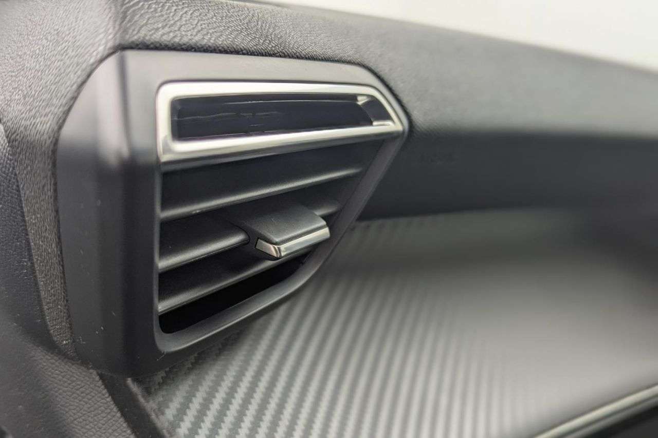 2021 PEUGEOT E-208 2021 PEUGEOT E-208