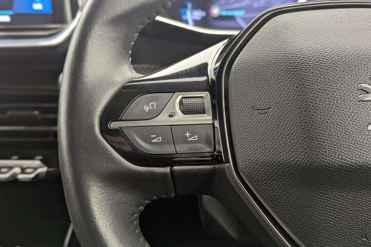 2021 PEUGEOT E-208 2021 PEUGEOT E-208