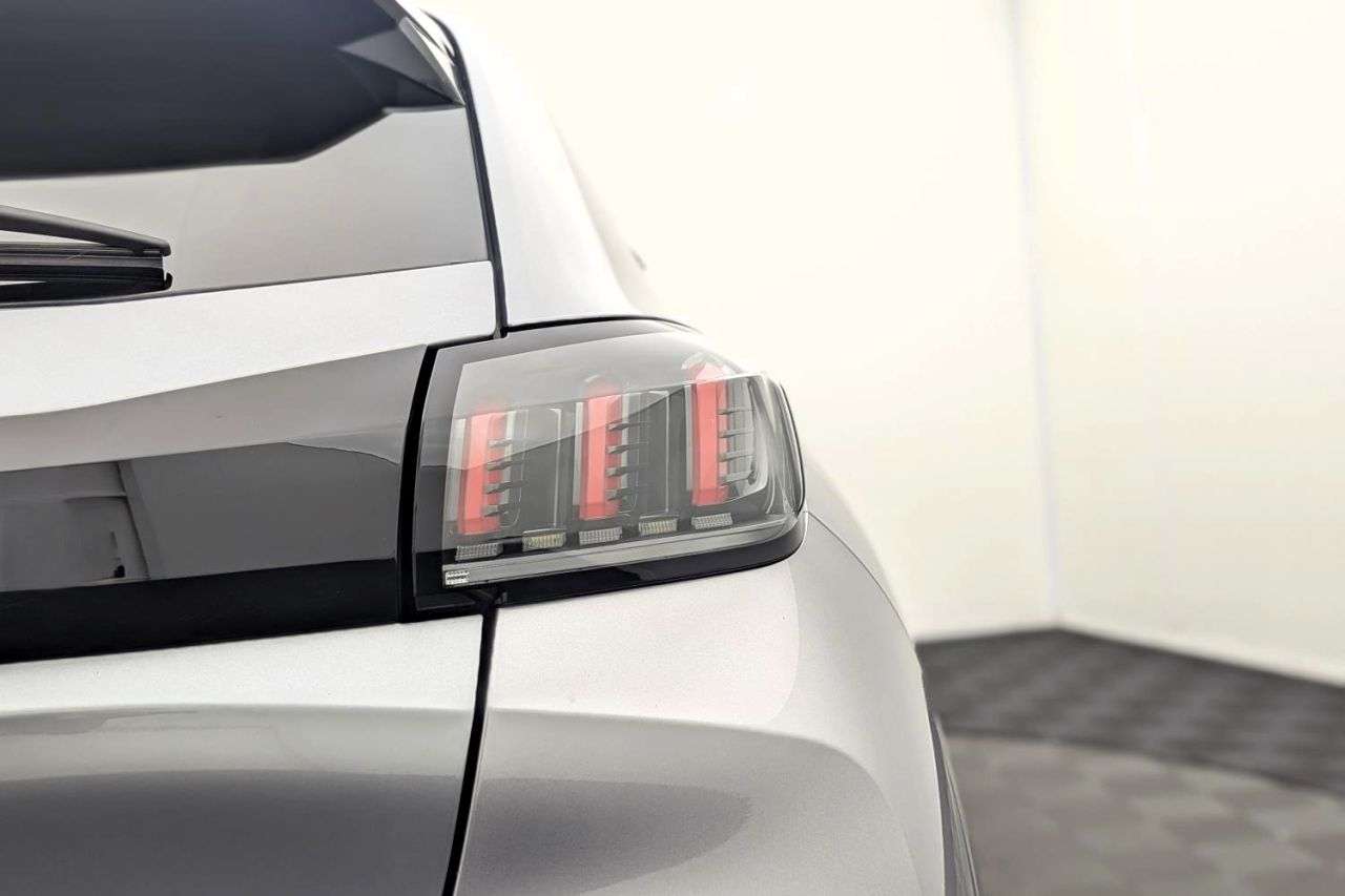 2021 PEUGEOT E-208 2021 PEUGEOT E-208