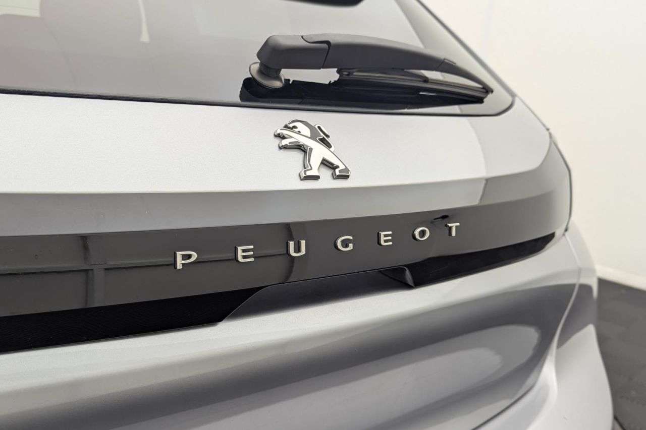2021 PEUGEOT E-208 2021 PEUGEOT E-208