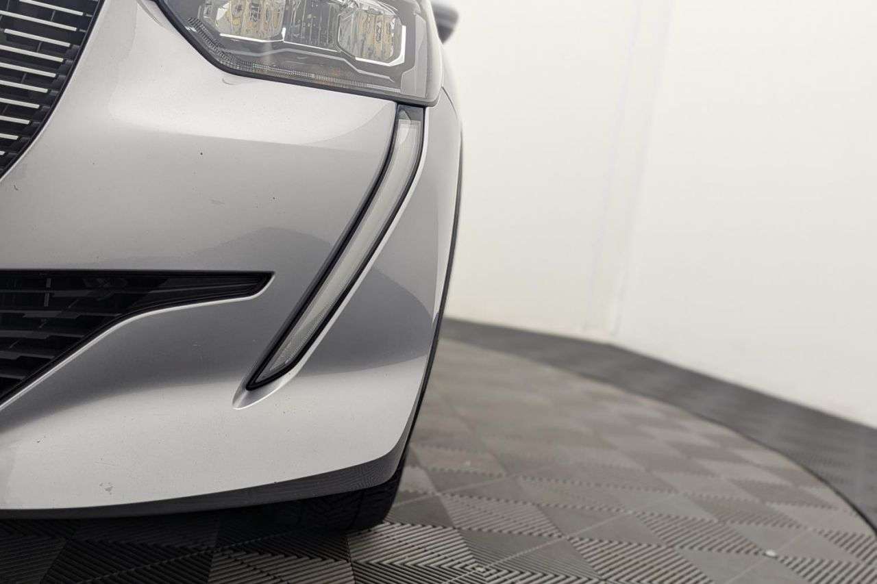 2021 PEUGEOT E-208 2021 PEUGEOT E-208